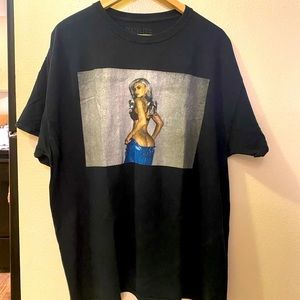 Kylie Jenner shirt